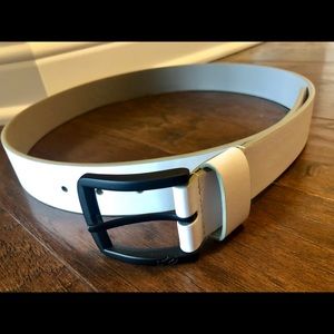 Men’s White Fox Belt 36”